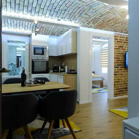 All Seasons Apartments Sarajevo With Free Parking ภายนอก รูปภาพ